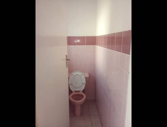 1 bed property to rent in HOUGHTON ESTATE